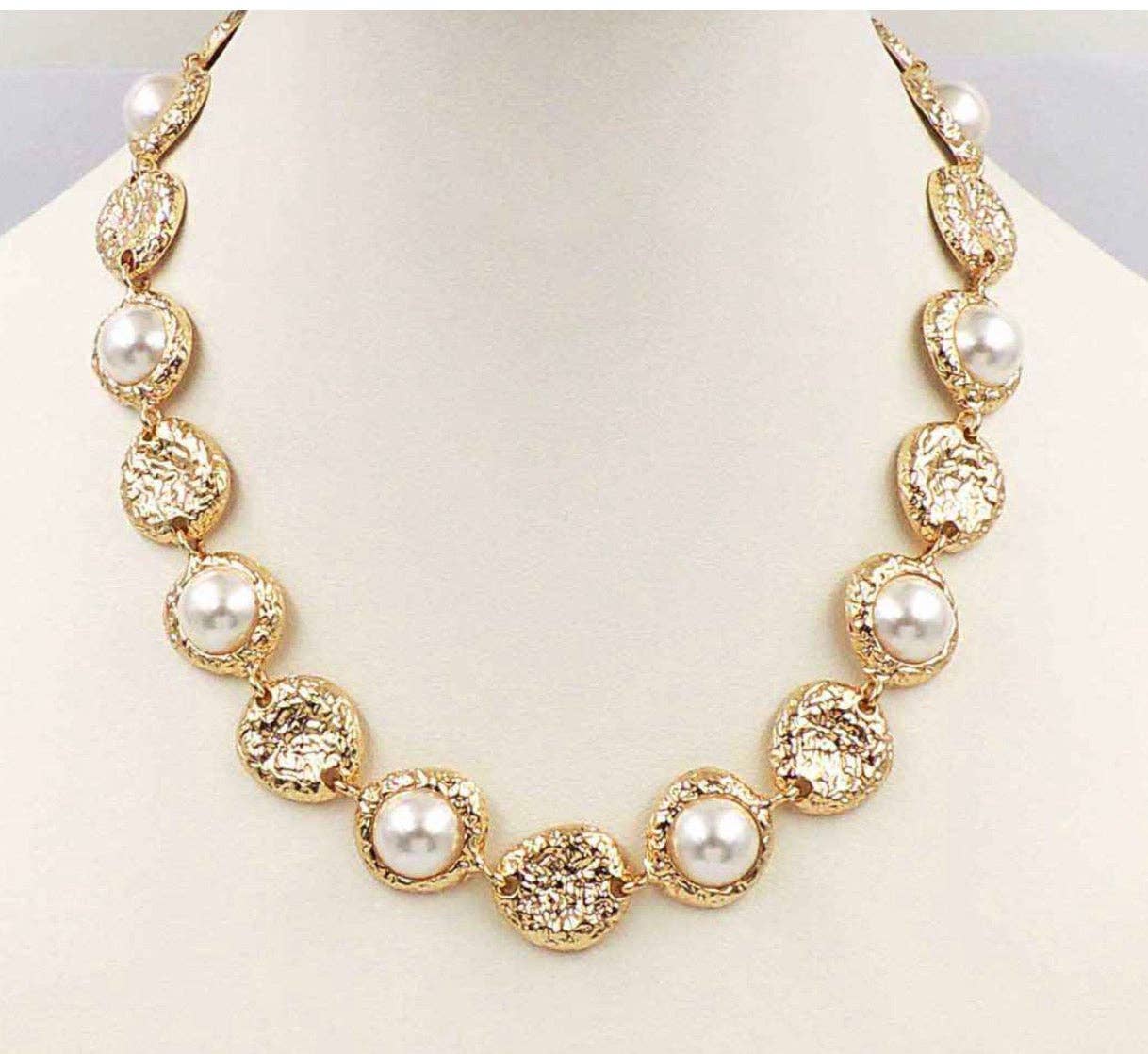 Gold Chain with Freshwater Pearl Necklace