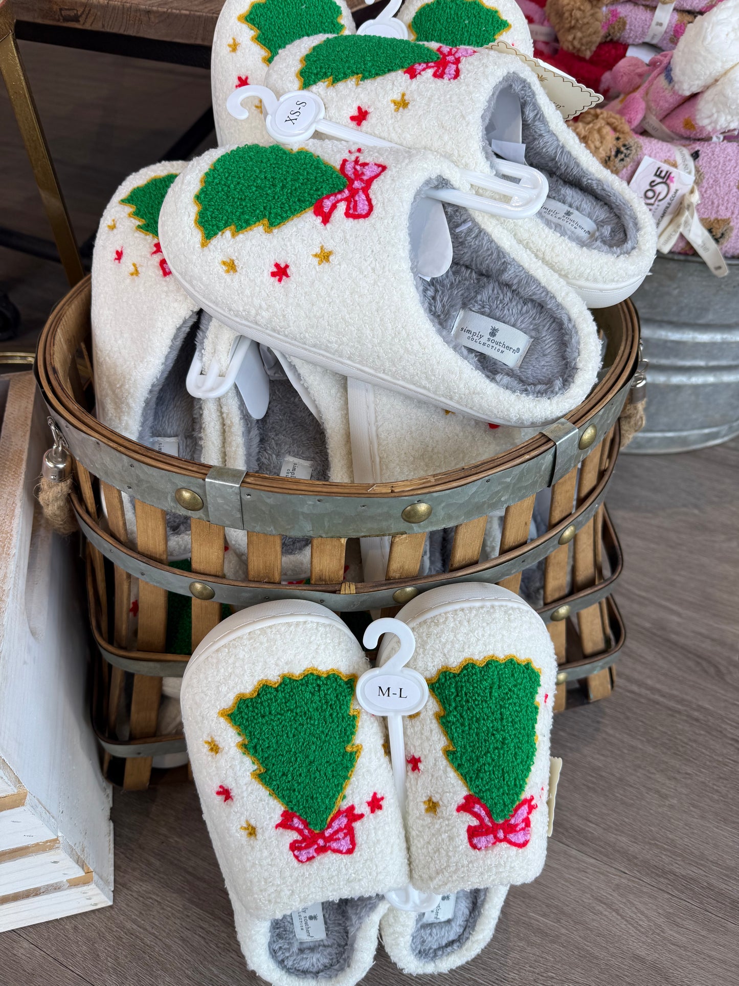 Christmas Tree Pink Bow Slipper