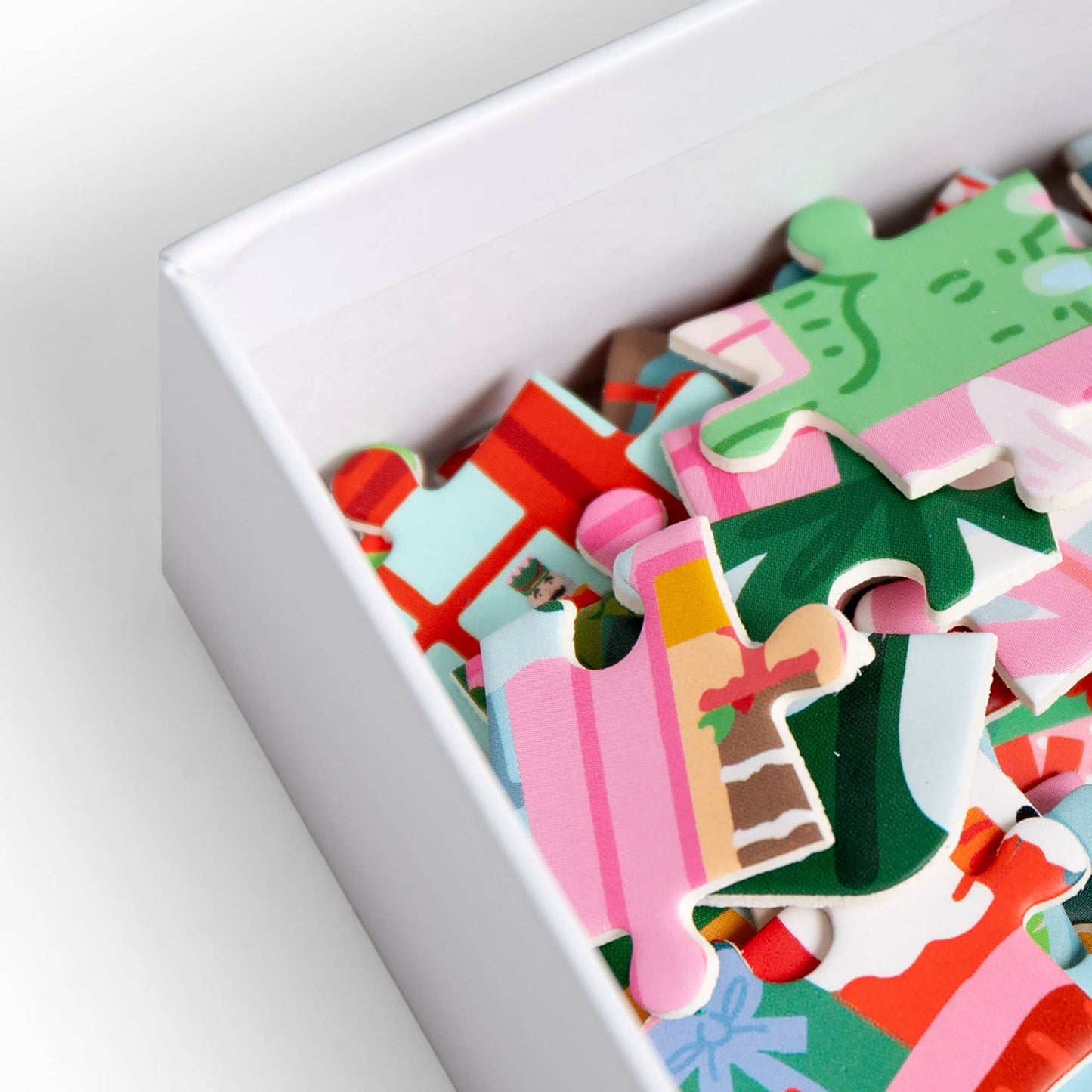 Santa's Village - 500 Piece Puzzle