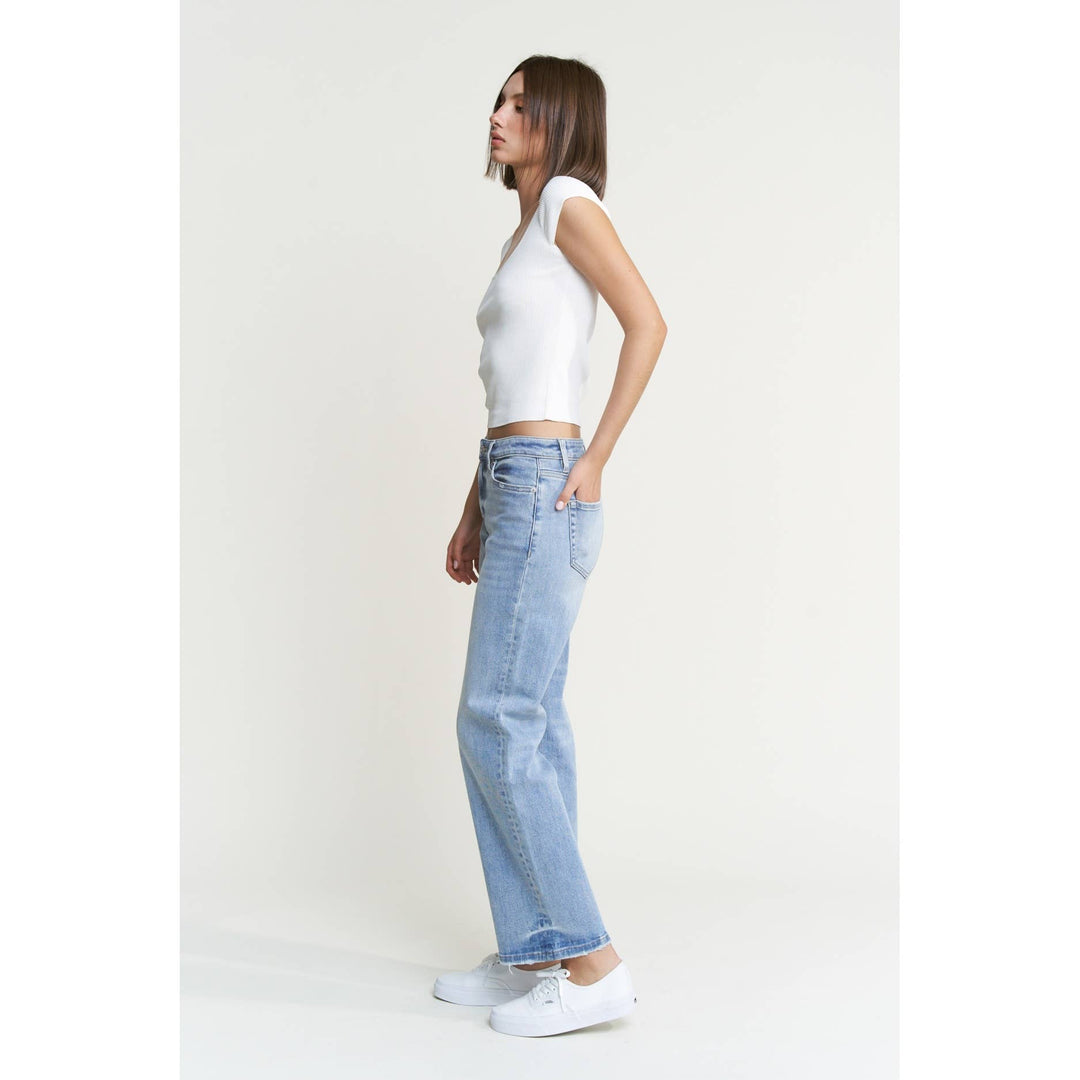 Mid Rise Loose Fit Straight Ankle Mica