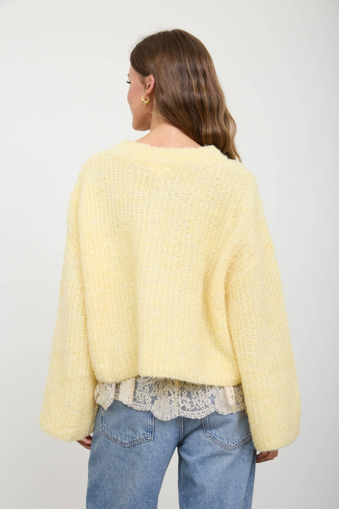 FUZZY KNIT BUTTON DOWN BOXY CARDIGAN SWEATER: CHOCOLATE BROWN