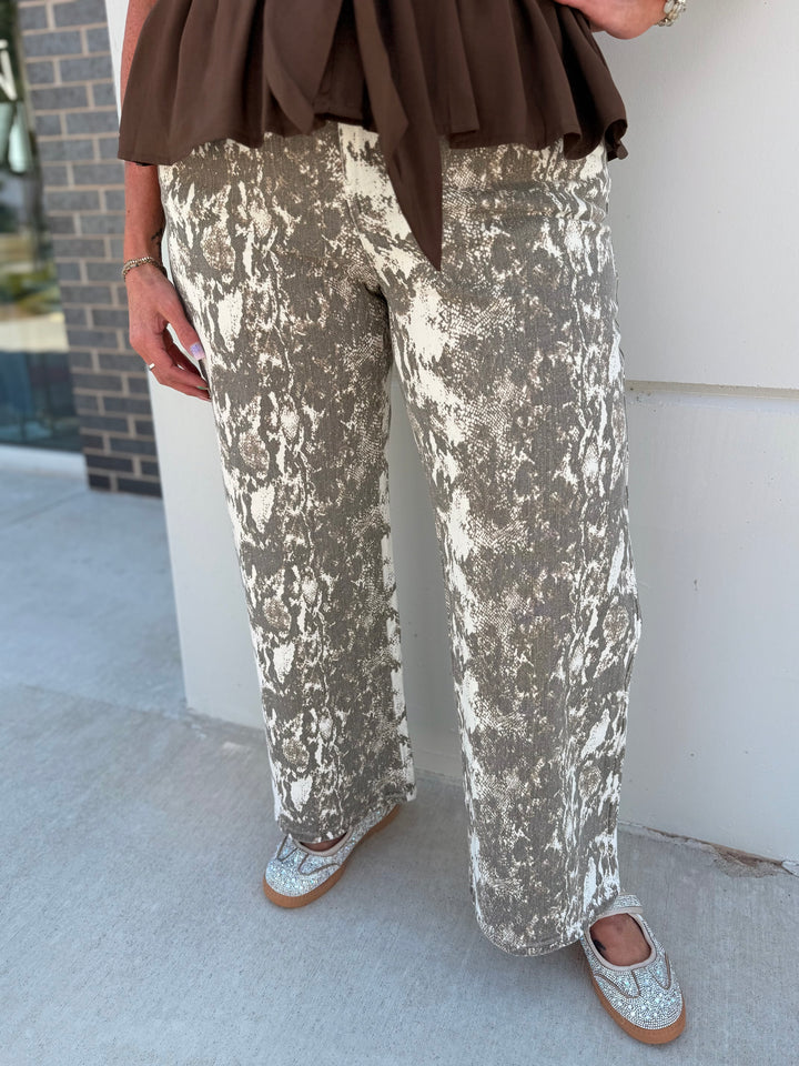 Slither &amp; Strut Pants