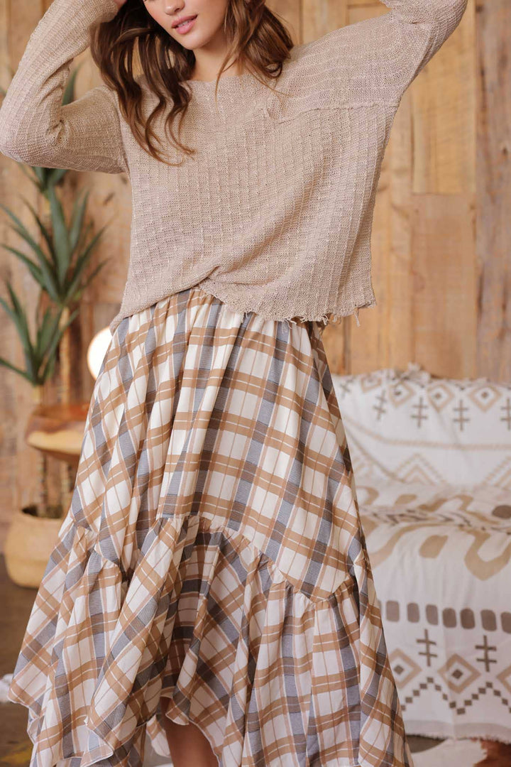 PLAID RUFFLE HANDKERCHIEF HEM MIDI SKIRT: GREEN MULTI