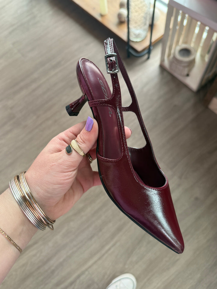 Bell Wine Kitty Heel