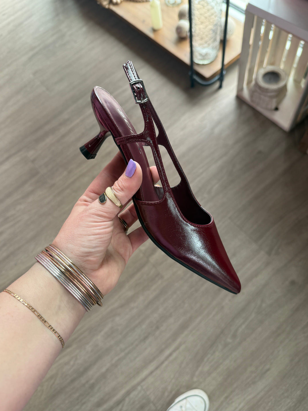 Bell Wine Kitty Heel