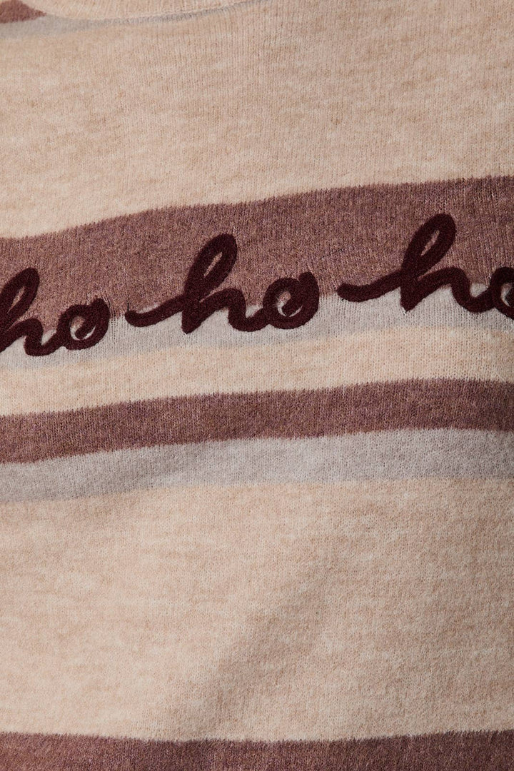 CREW NECK LONG SLEEVE "HOHOHO" STRIPE SWEATER: MAUVE-MULTI STRIPE / S