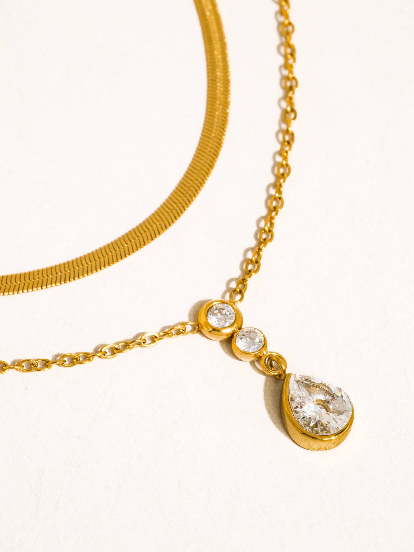 Dorielle 18K Gold Non-Tarnish Layered Teardrop Necklace: Yellow Gold