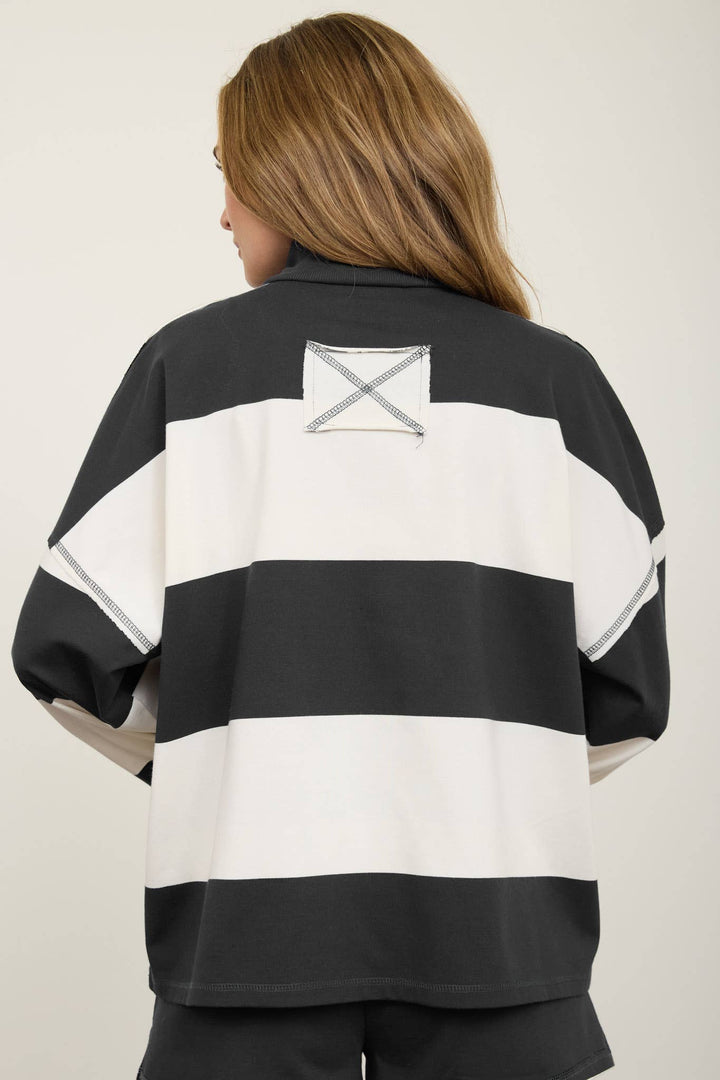 WIDE STRIPE HALF ZIP LONG SLEEVE KNIT TOP: HUNTER GREEN