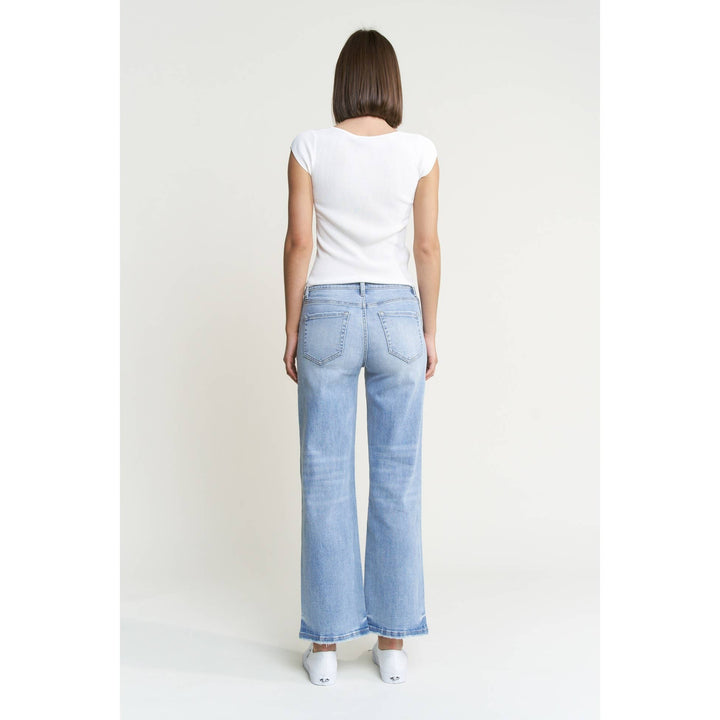 Mid Rise Loose Fit Straight Ankle Mica