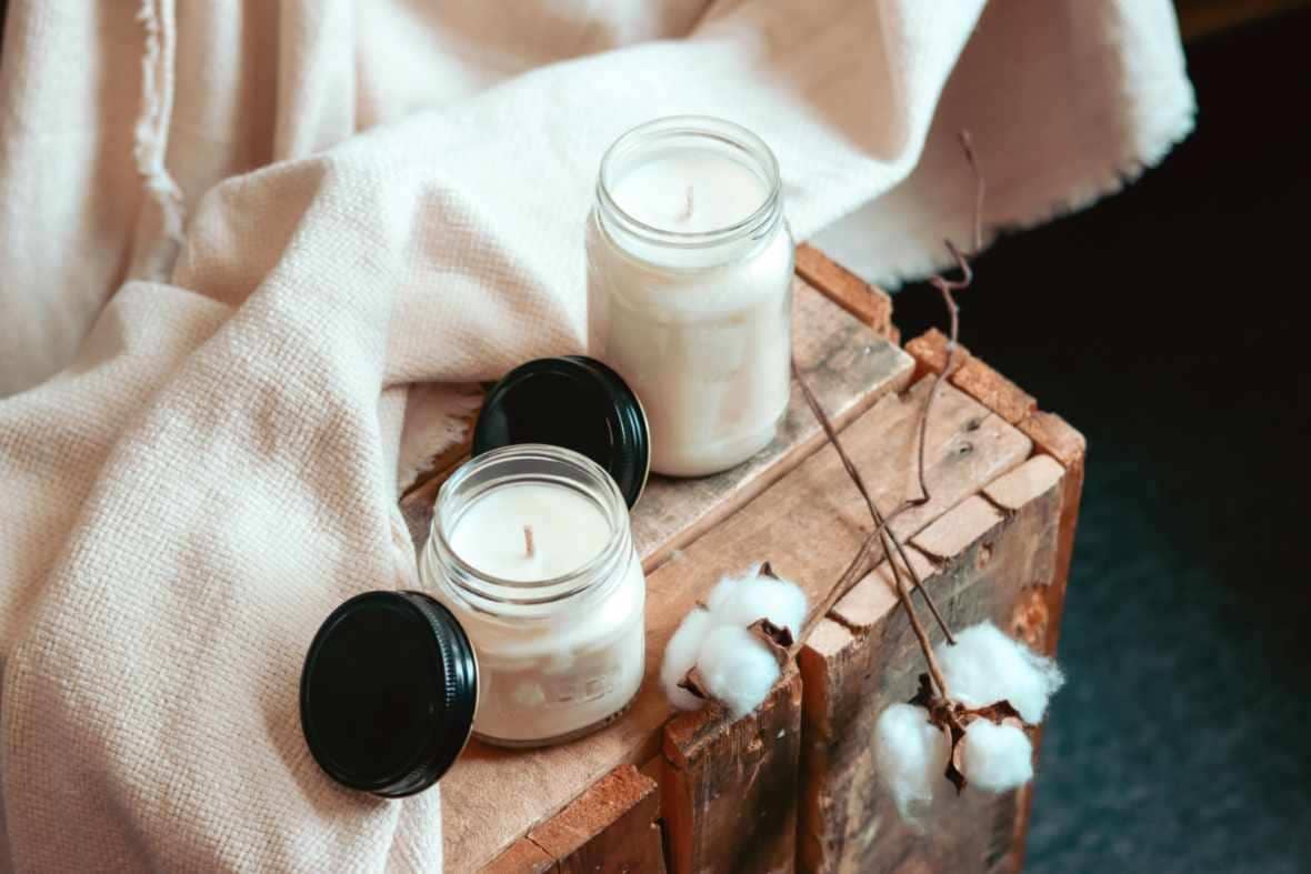 Mason Jar Soy Candle: Coastal Wind & Lavender