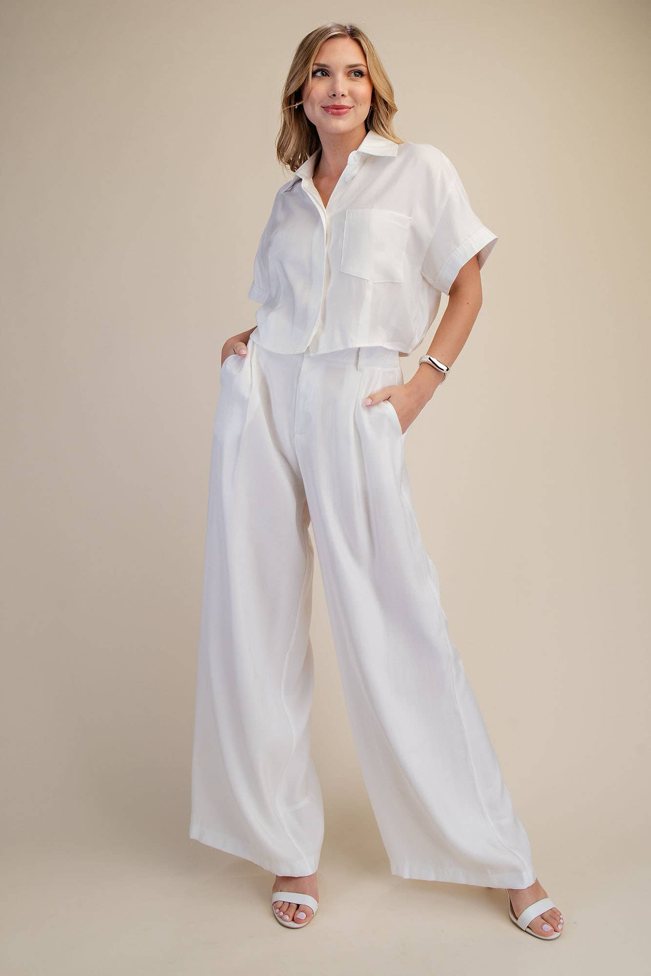White Collar Short-Sleeve Crop Shirt