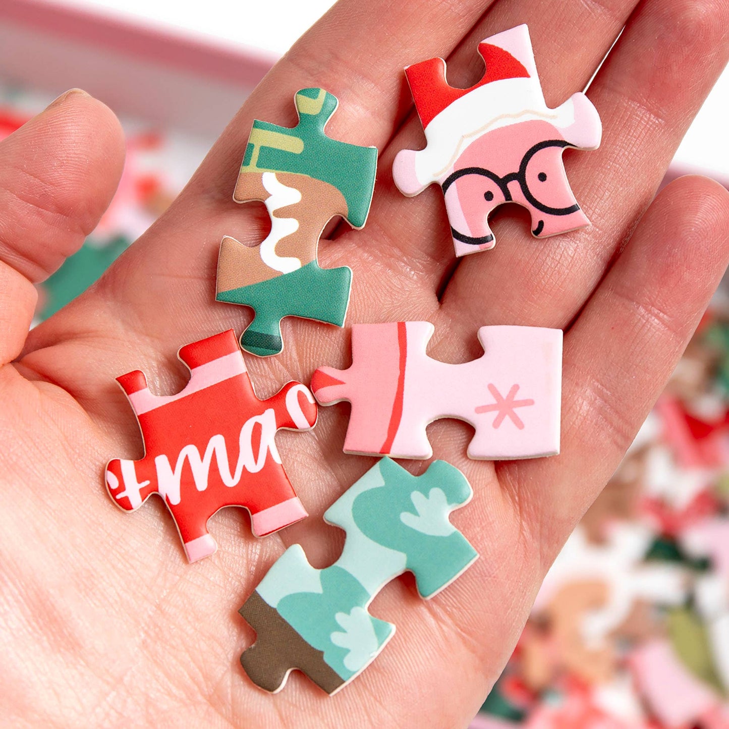 Holiday Bookshelf - 400 Piece Puzzle