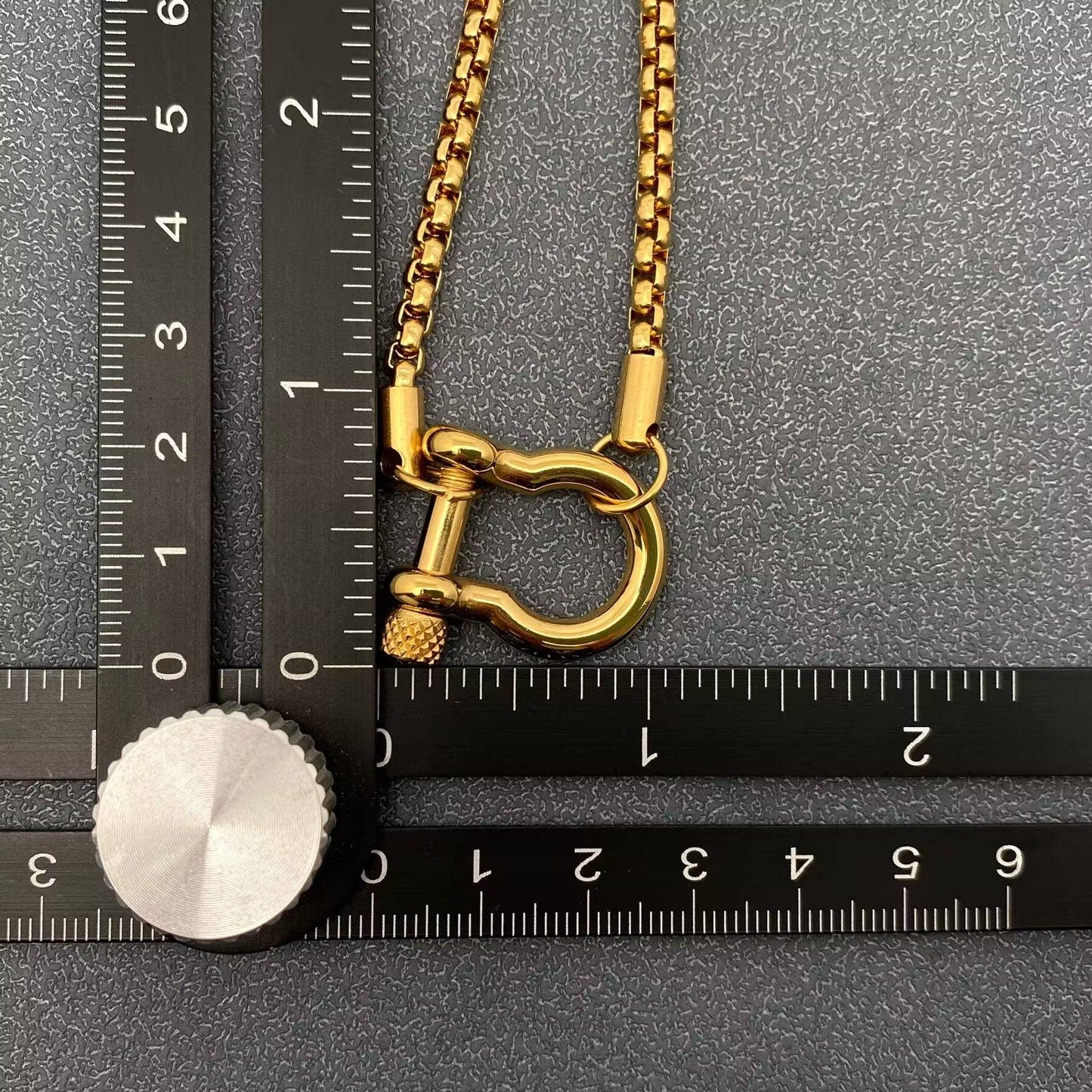 18K Golden Horseshoe Buckle Charm Necklace - Gold