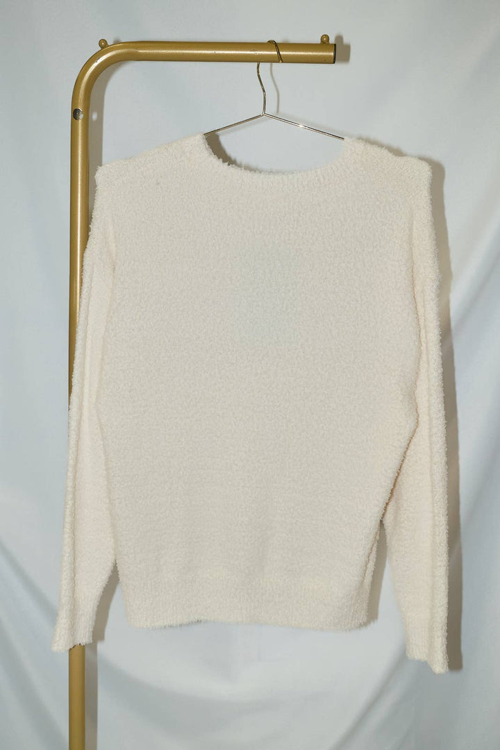 Apres Ski Fuzzy Crew Neck Long Sleeve Pullover Sweater: CREAM-RED / L