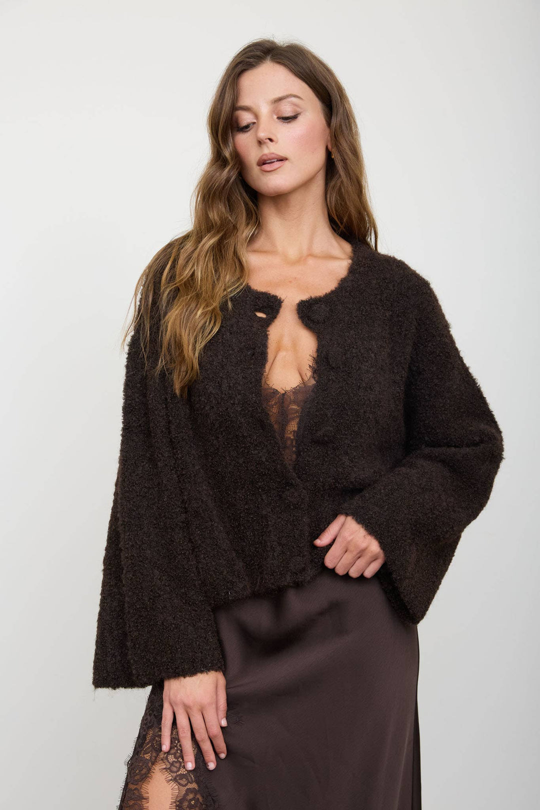 FUZZY KNIT BUTTON DOWN BOXY CARDIGAN SWEATER: CHOCOLATE BROWN