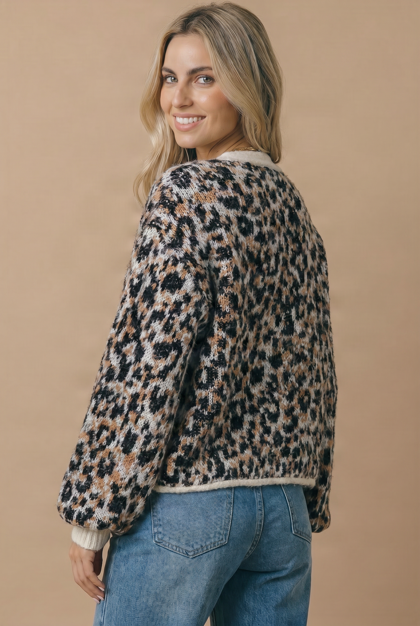Scoop Neck Leopard Gold Buttons Cardigan: TAUPE / M