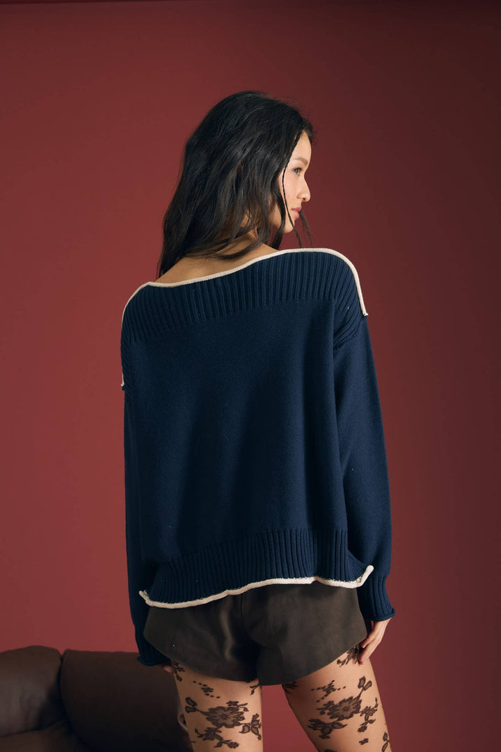 CONTRAST TRIM BOAT NECK RIBBED DETAIL KNIT SWEATER : NAVY