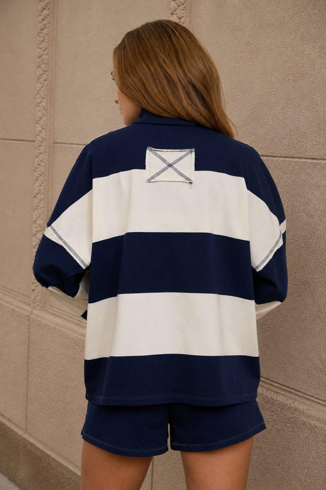 WIDE STRIPE HALF ZIP LONG SLEEVE KNIT TOP: NAVY