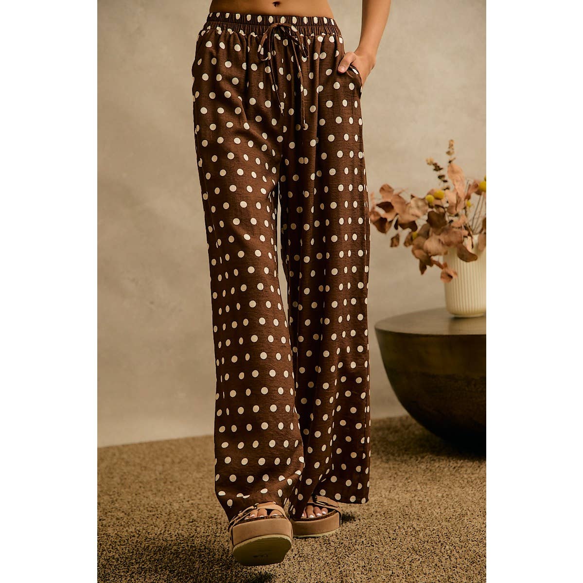 POLKA DOT WAIST ELASTIC WIDE PANTS: BROWN/WHITE / L
