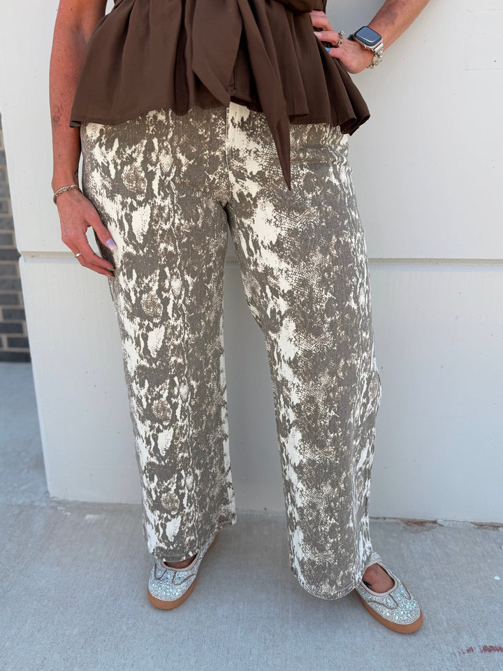 Slither &amp; Strut Pants