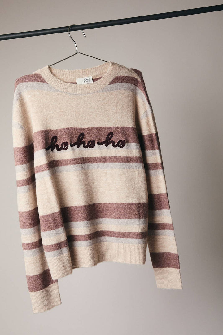 CREW NECK LONG SLEEVE "HOHOHO" STRIPE SWEATER: MAUVE-MULTI STRIPE / S