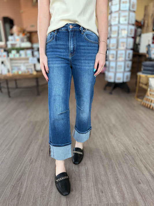 High Rise Straight Distressed Risen Jean