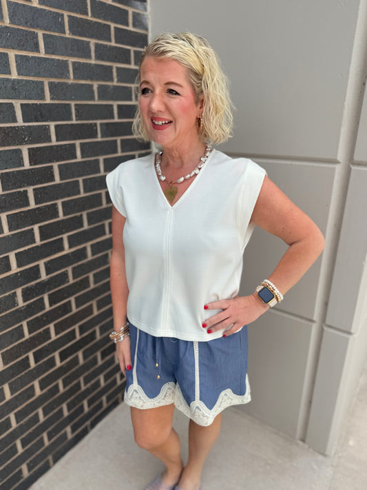 White Go-To Top