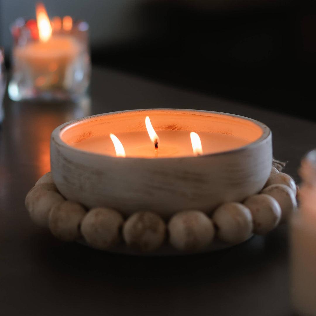 Round Beaded Tassel Pottery Soy Candle: Mahogany &amp; Teakwood
