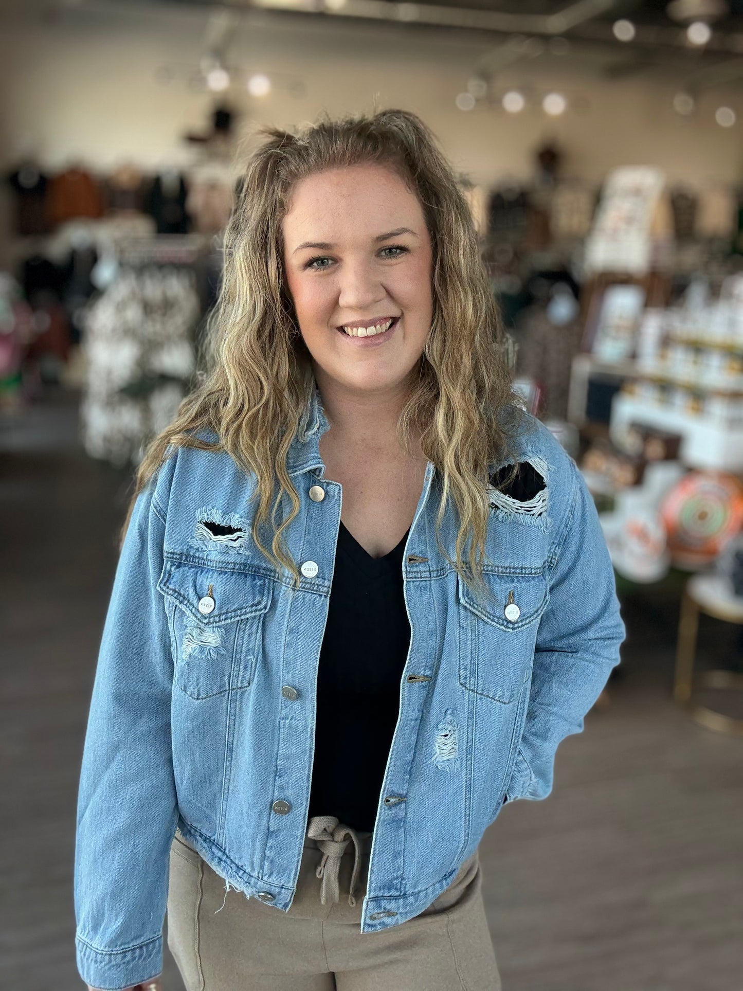 Heavy Distressed Crop Risen Jacket