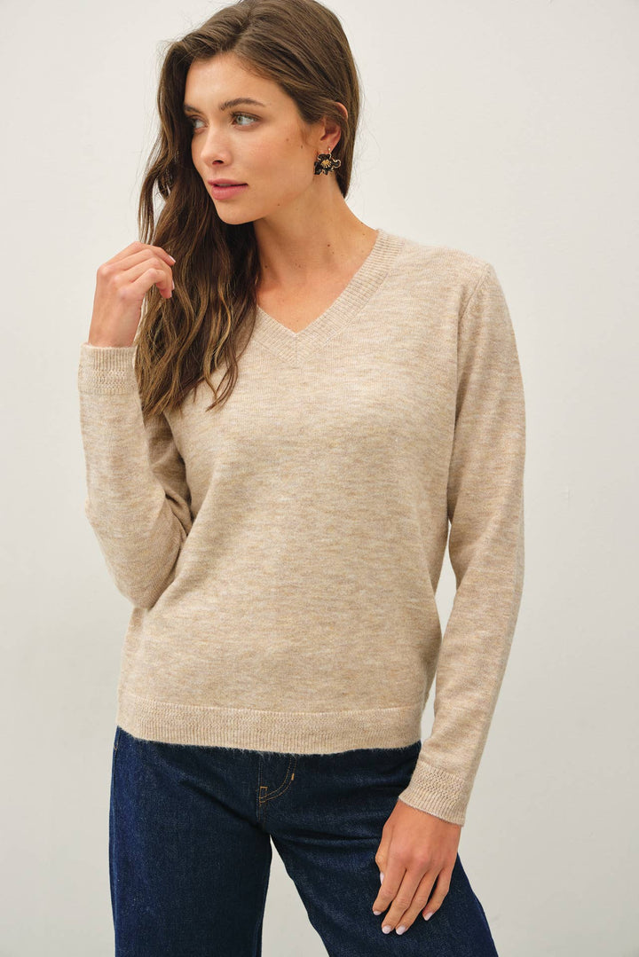 WOOL TOUCH CUFF POINTED V-NECK SWEATER: DUSTY BLUE / L