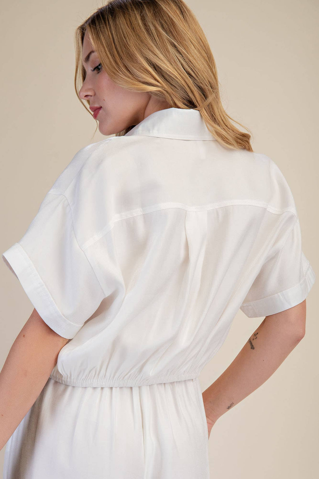 White Collar Short-Sleeve Crop Shirt
