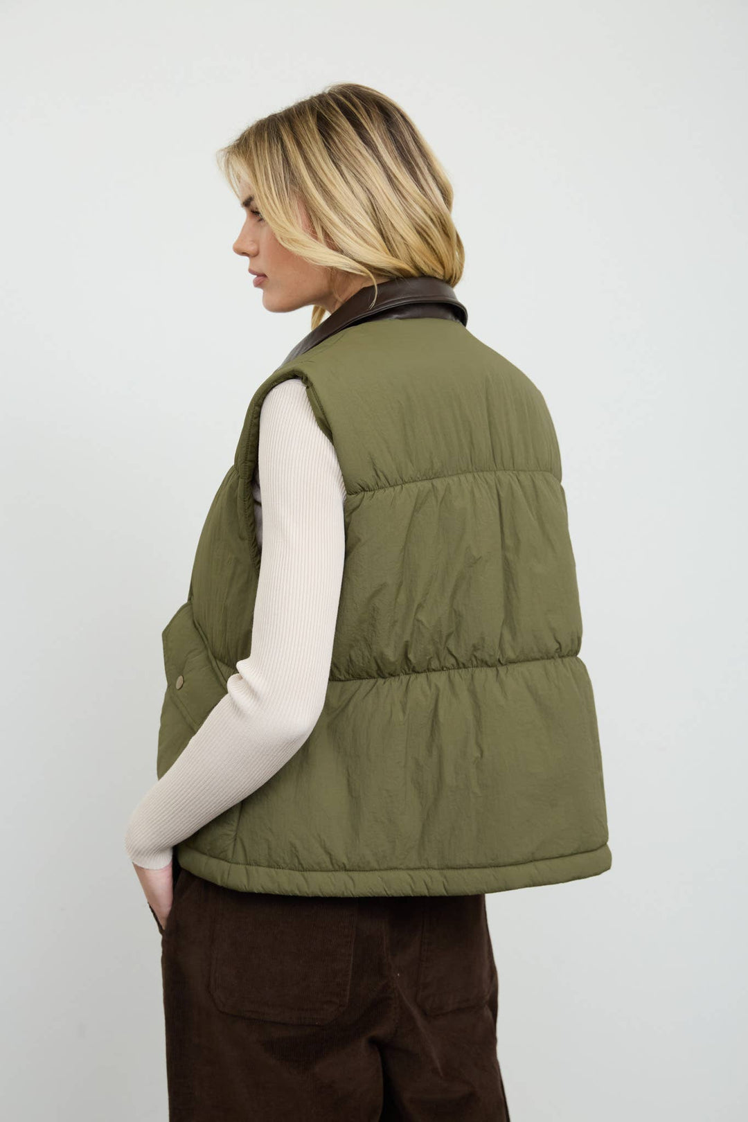 COLLARED SNAP-FRONT PUFFER VEST (PRE-ORDER): BLACK