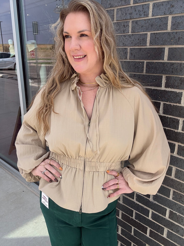 Café Ruffle Zip Up | Beige