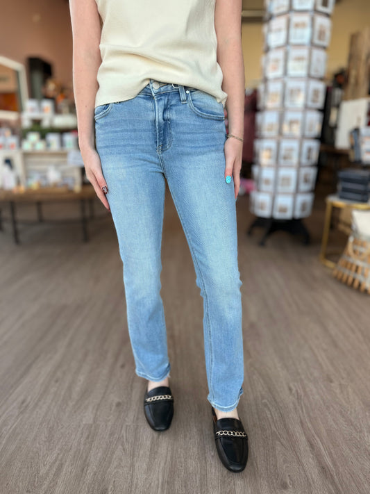 Mid Rise Ankle Straight Relaxed Risen Jeans