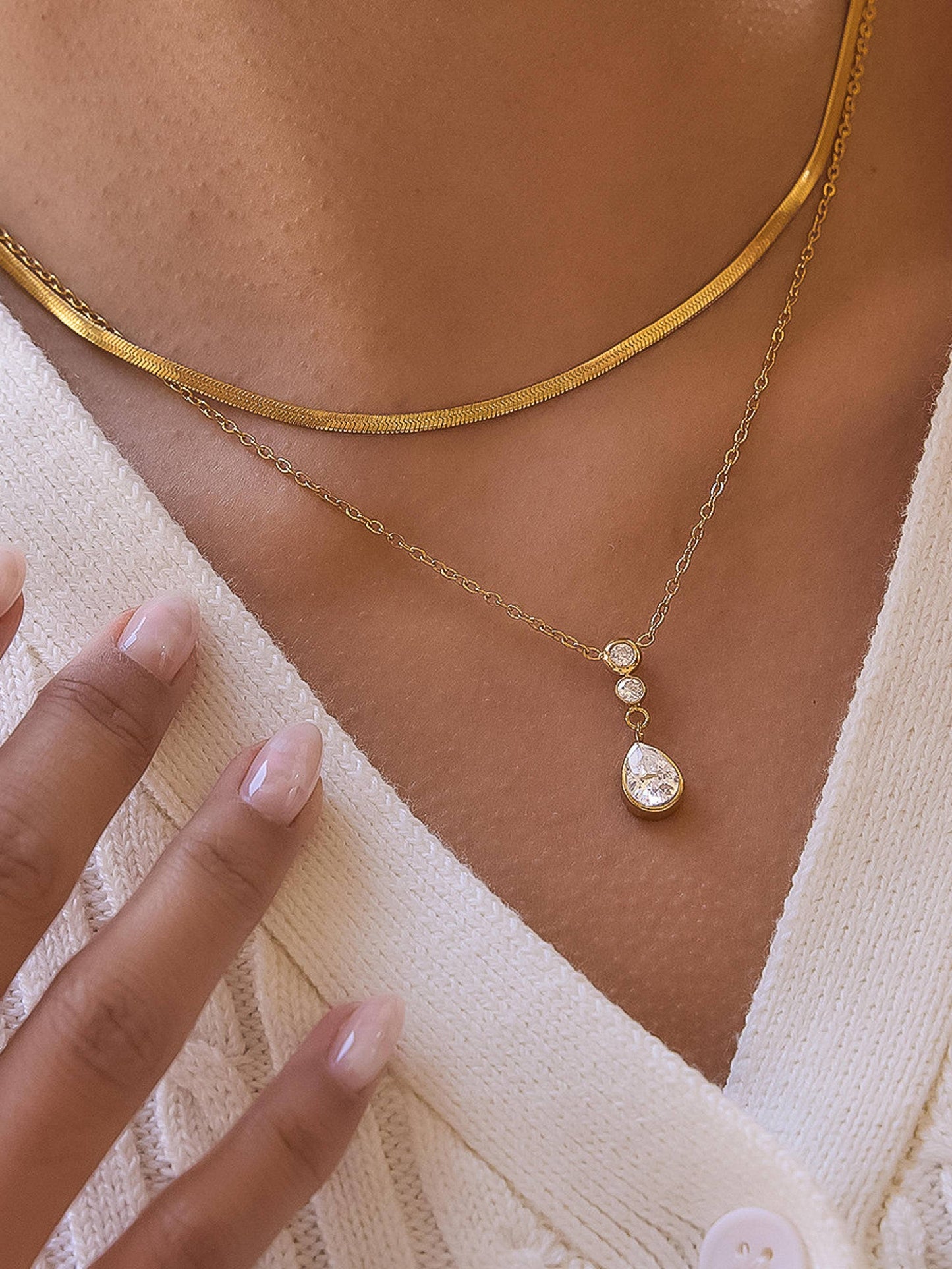 Dorielle 18K Gold Non-Tarnish Layered Teardrop Necklace: Yellow Gold