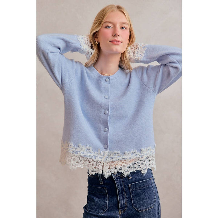 BUTTON DOWN LONG SLEEVE KNIT CARDIGAN WITH LACE TRIM: BLUE / M