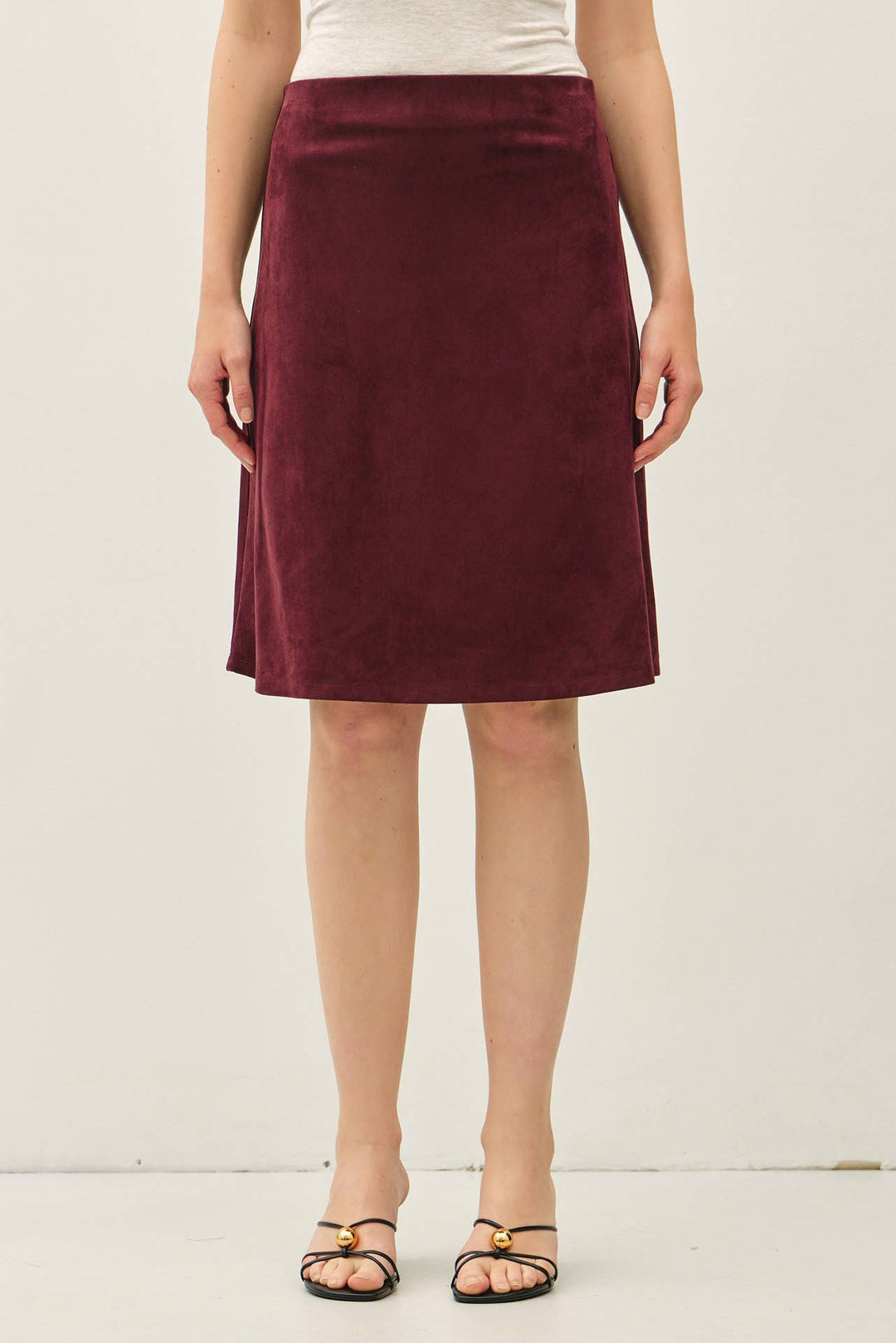 FAUX SUEDE  KNEE LENGTH A-LINE SKIRT: WINE / L