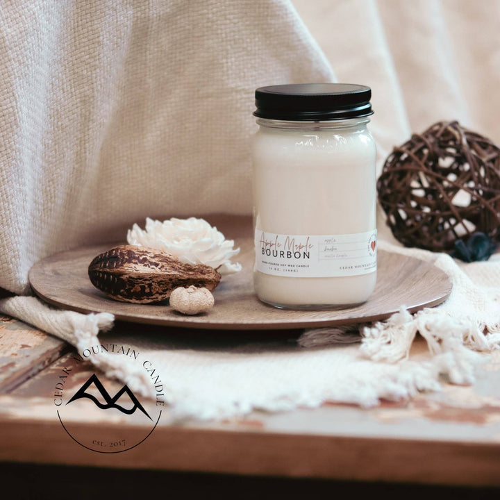 Mason Jar Soy Candle - Sweet Vanilla Cinnamon