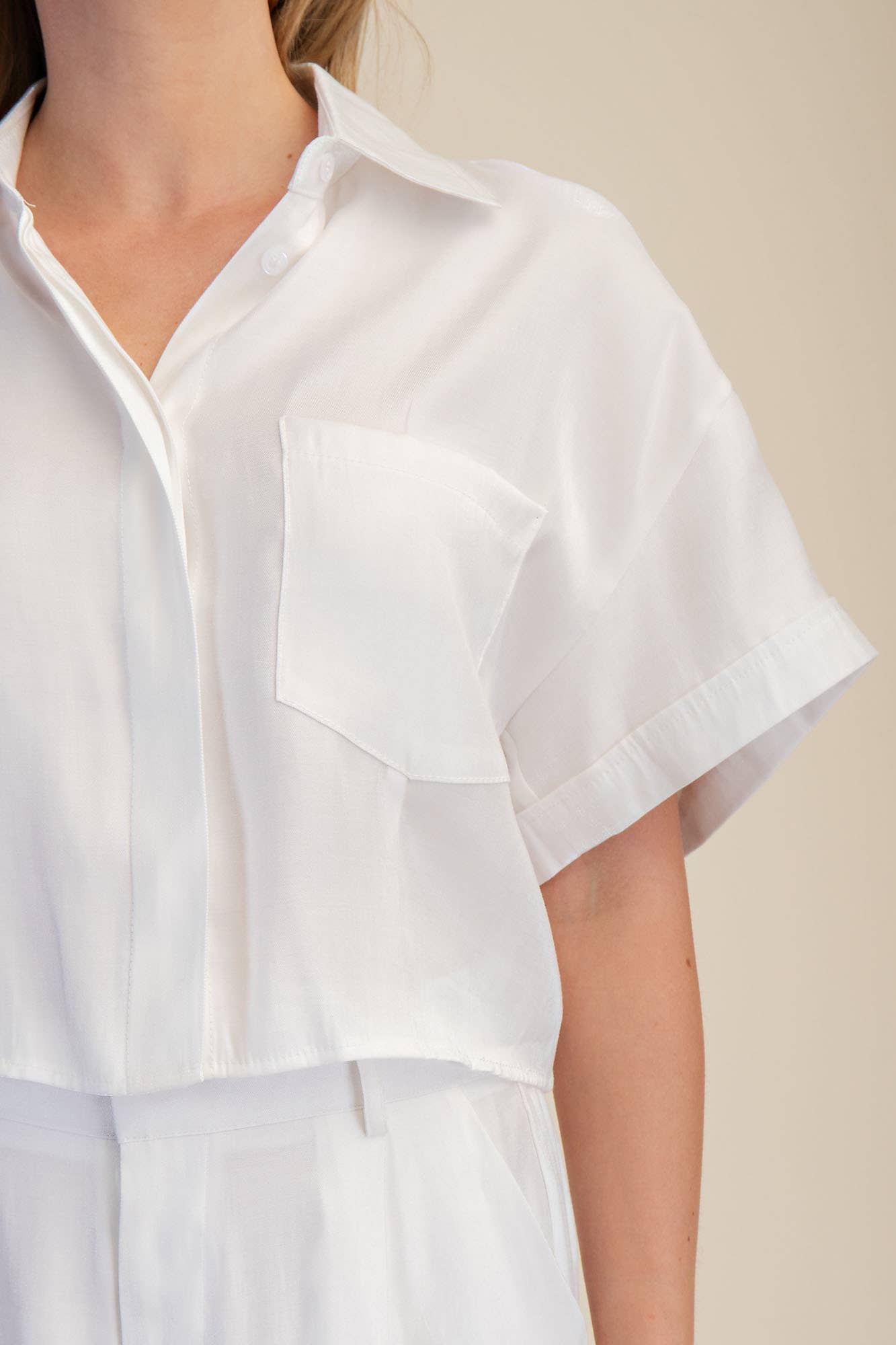 White Collar Short-Sleeve Crop Shirt