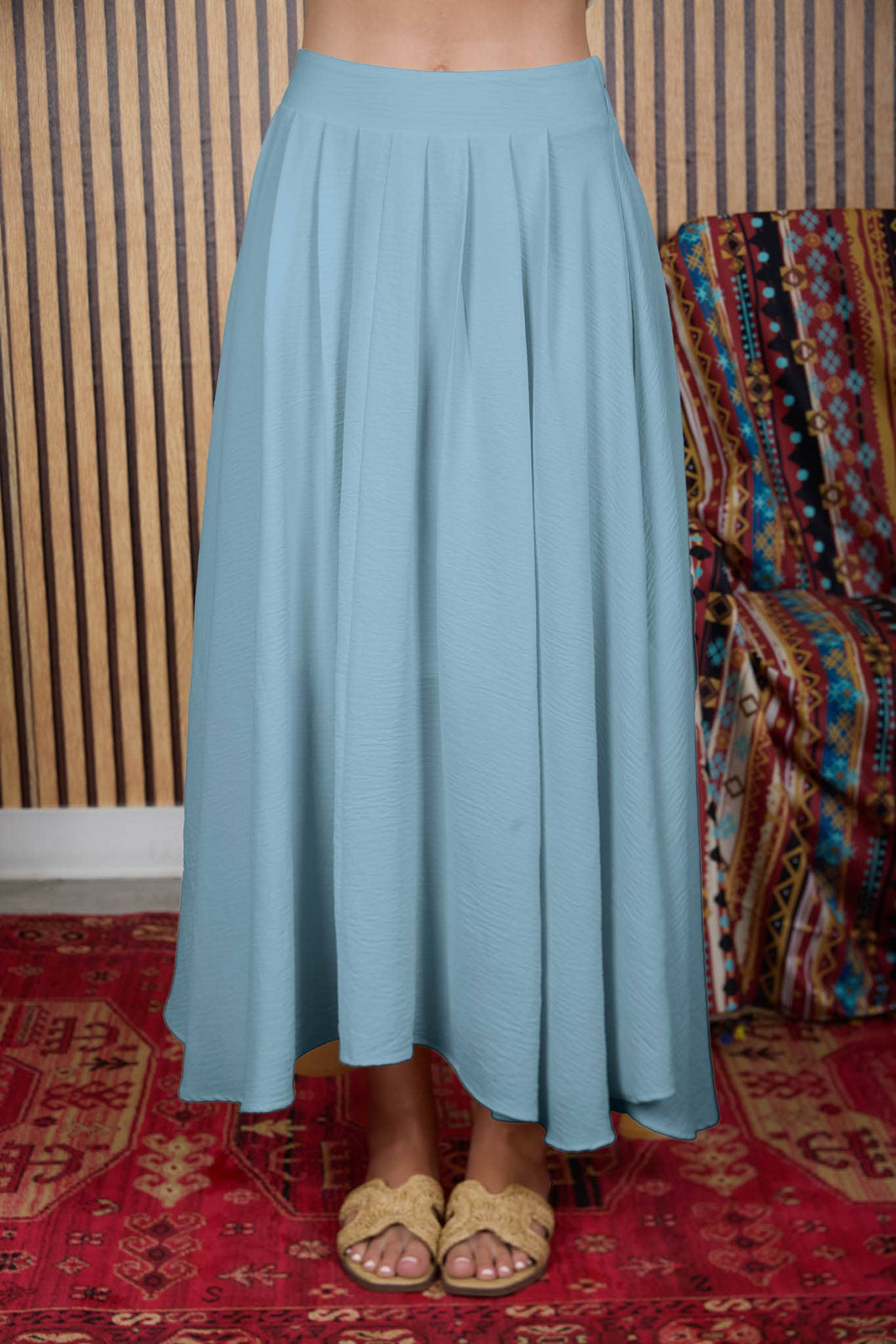 BOX PLEATED MIDI SKIRT: LIGHT TEAL