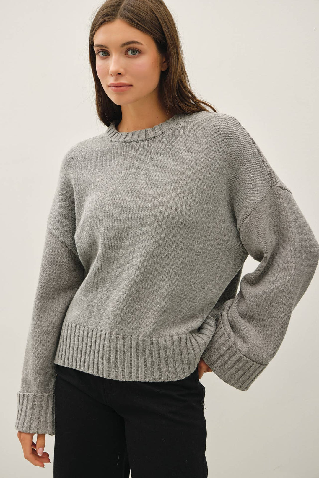 WIDE CUFF OVERSIZED SWEATER: LIME GREEN / M