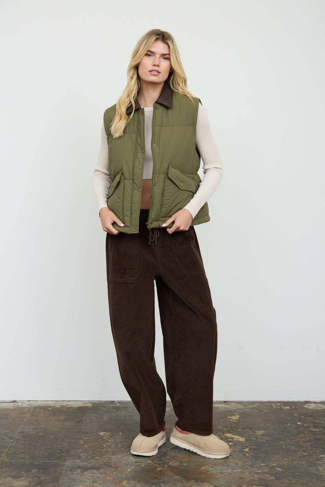 COLLARED SNAP-FRONT PUFFER VEST (PRE-ORDER): BLACK