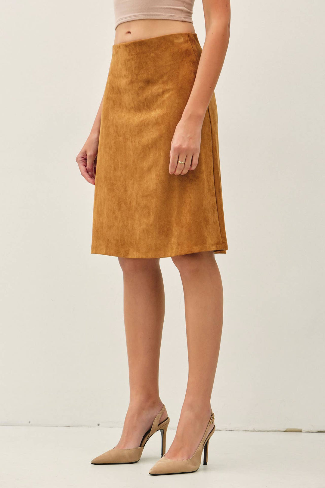 FAUX SUEDE  KNEE LENGTH A-LINE SKIRT: WINE / L