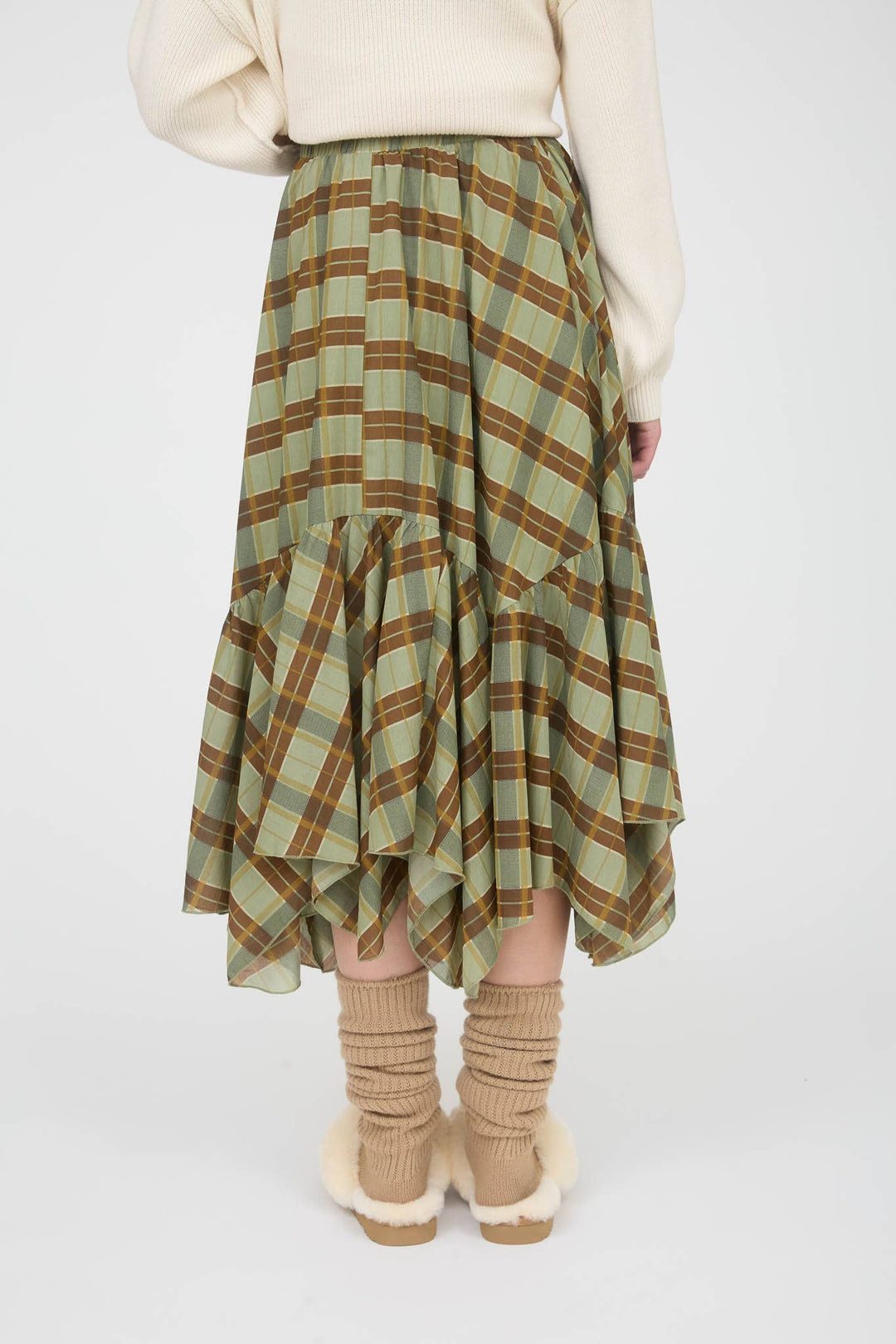 PLAID RUFFLE HANDKERCHIEF HEM MIDI SKIRT: GREEN MULTI