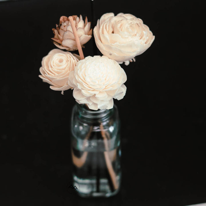 Flower Reed Diffuser: Mahogany &amp; Teakwood